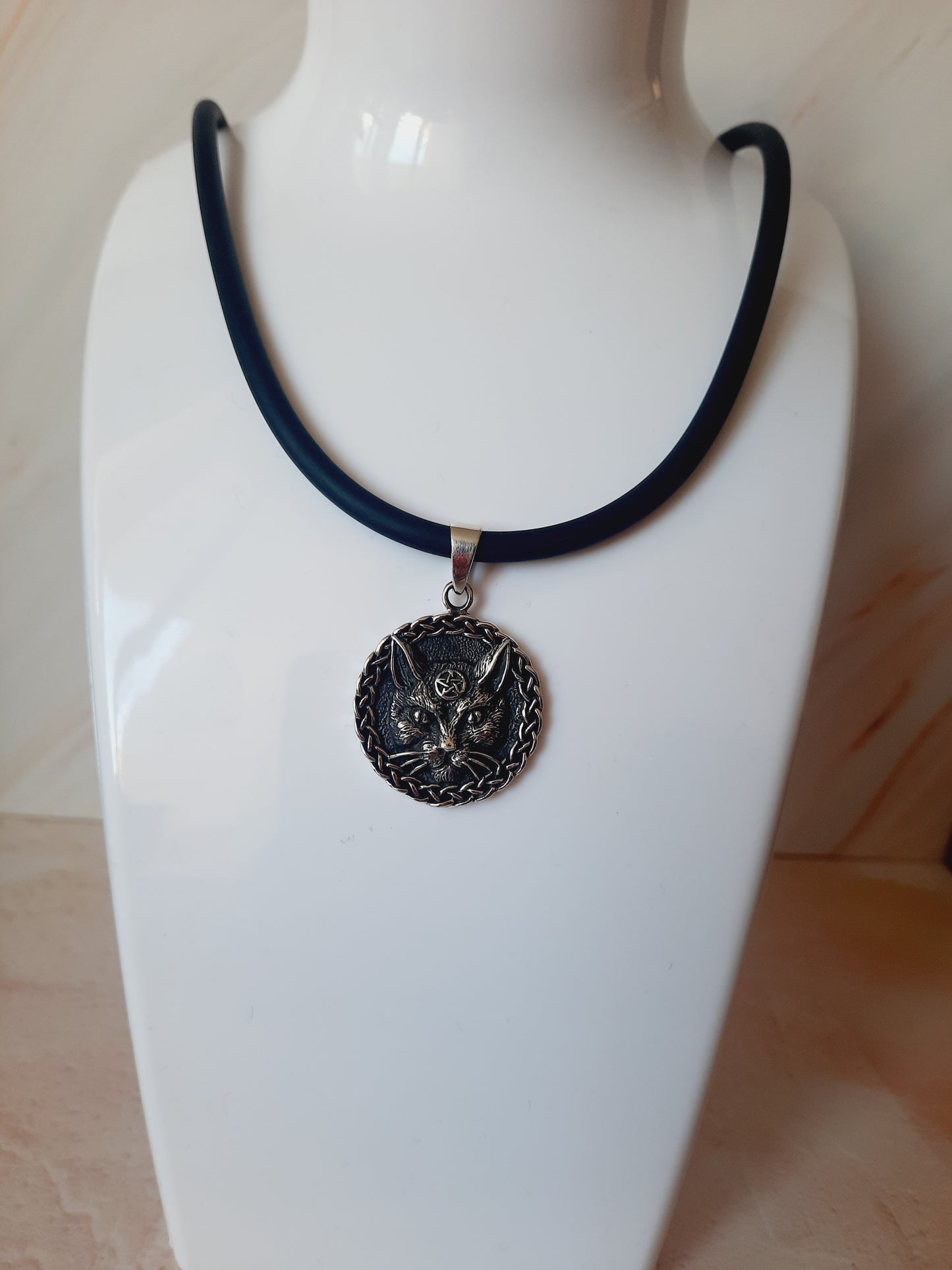COLLAR PATRICIO
