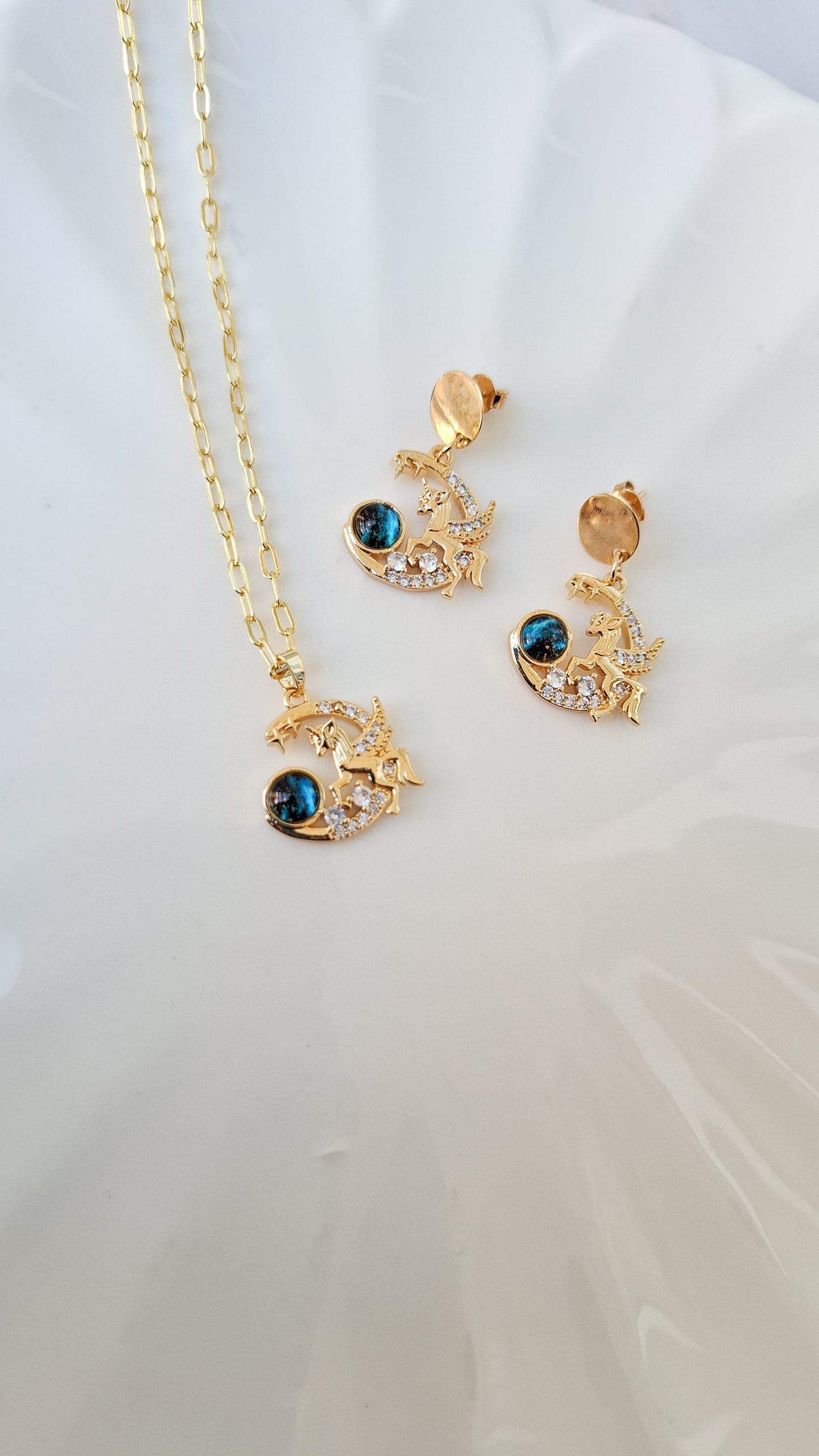 CONJUNTO UNICORNIO
