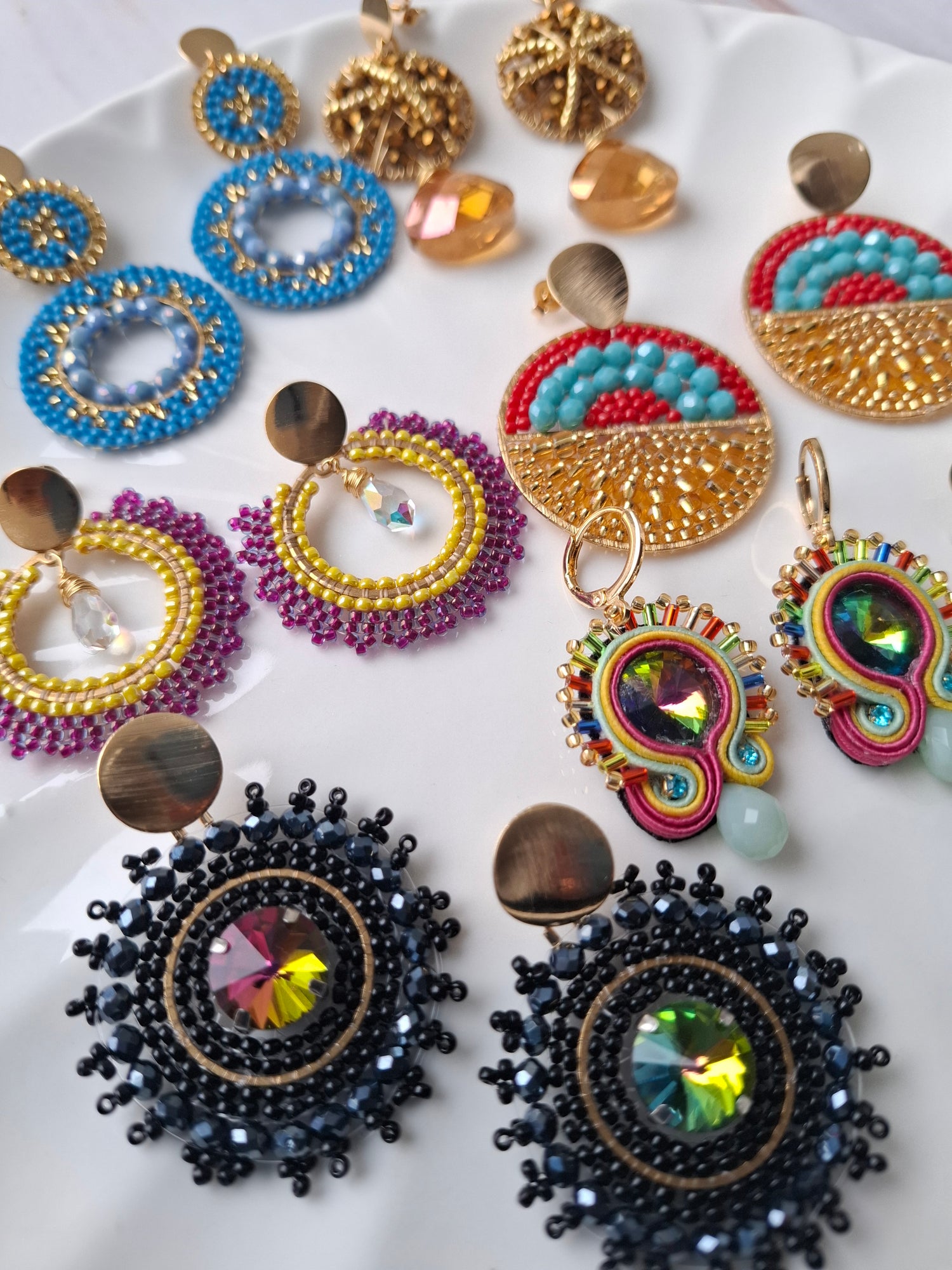 Aros