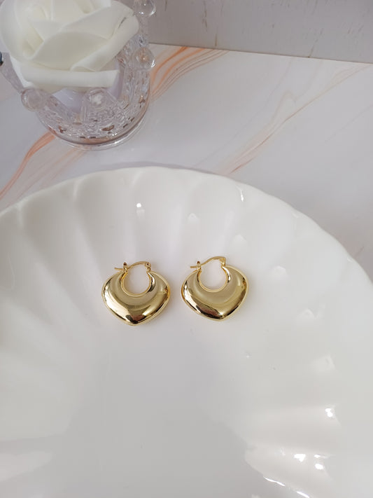 AROS LAURA