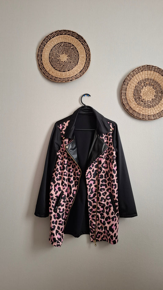 CHAQUETA ANIMAL PRINT ROSA♻️