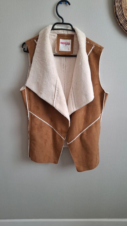CHAQUETA SIN MANGAS♻️