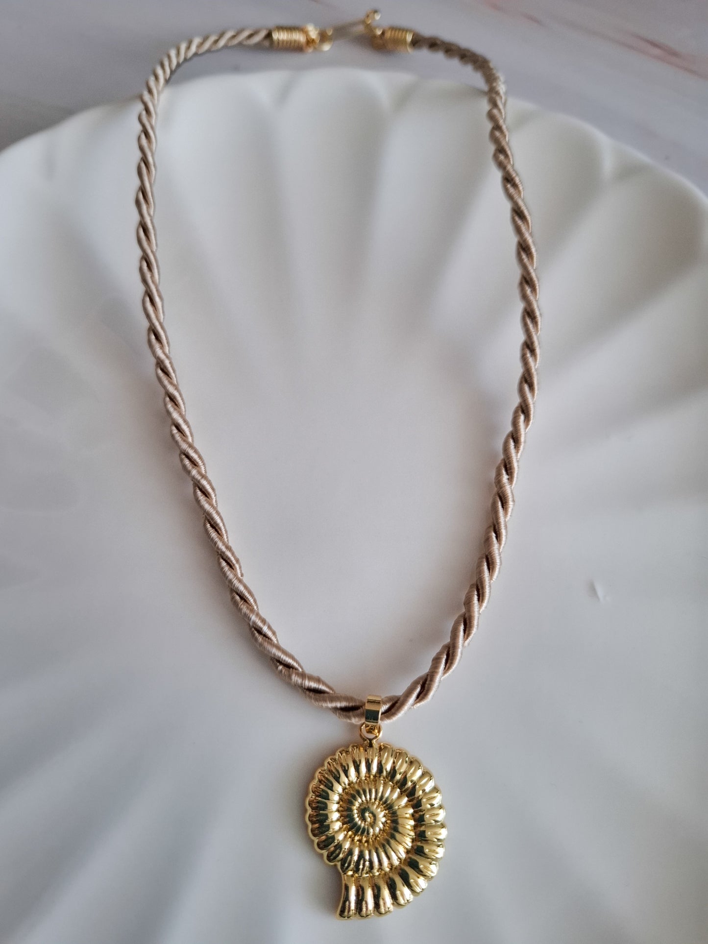 COLLAR MARINA