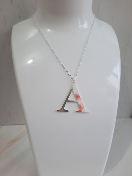 COLLAR MAXI LETRA A