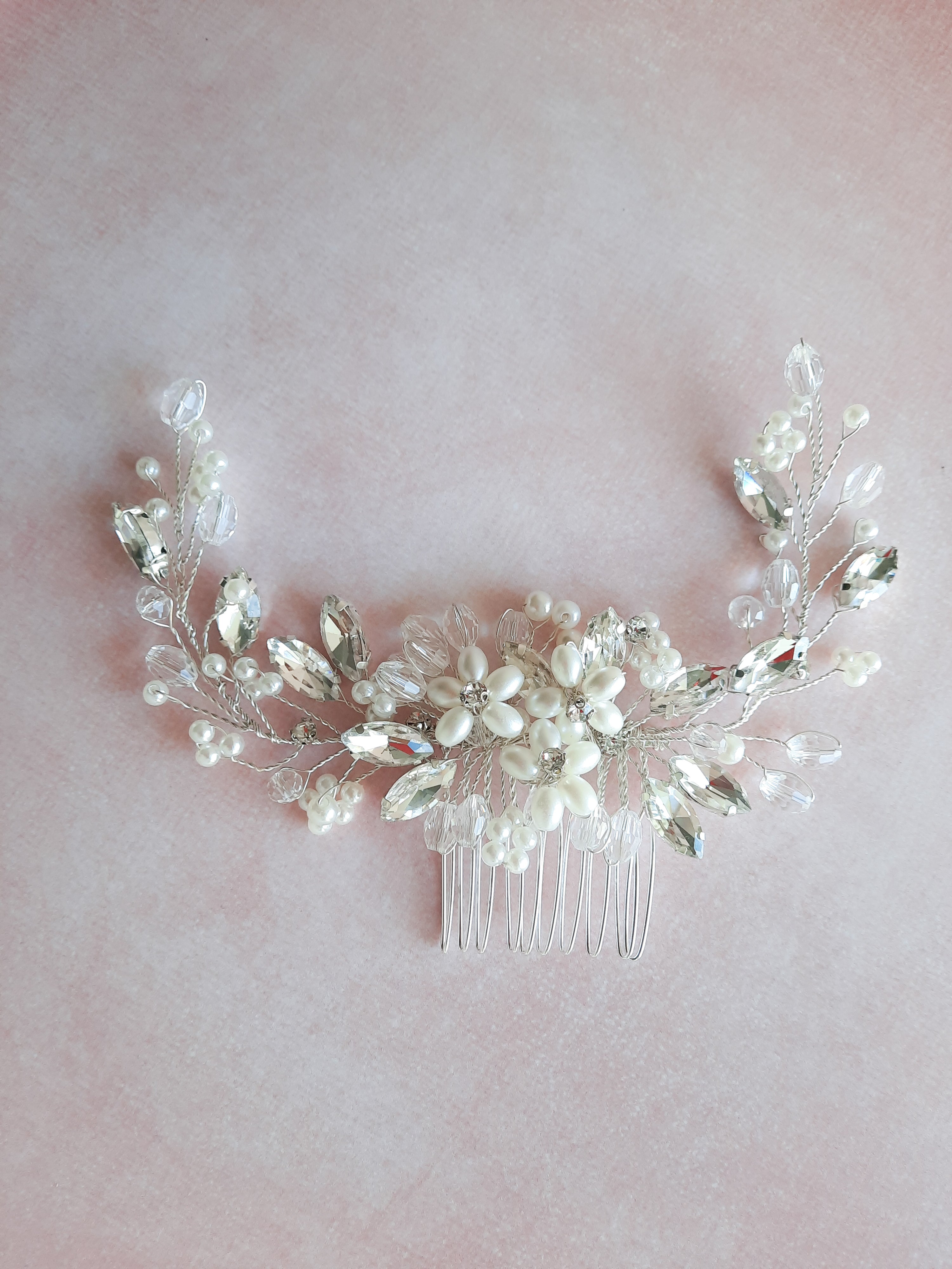 TOCADO DE NOVIAS LINA